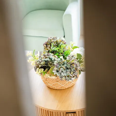 Mira Marina * Masouri