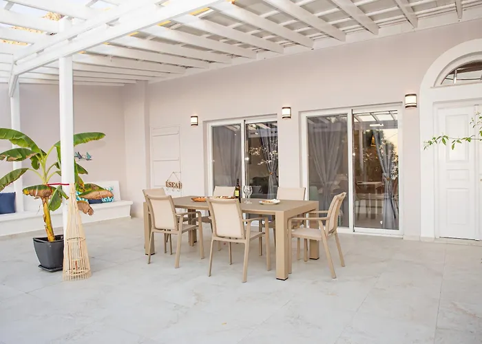 Mira Marina Масурион