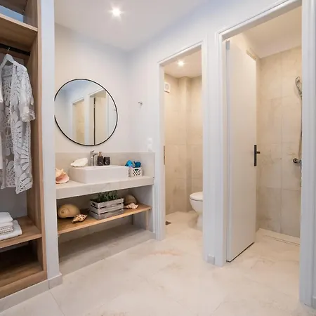 Mira Marina * מאסורי